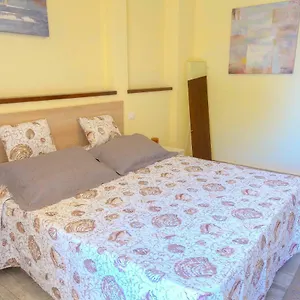 Ue Marin Vakantiehuis Cervo